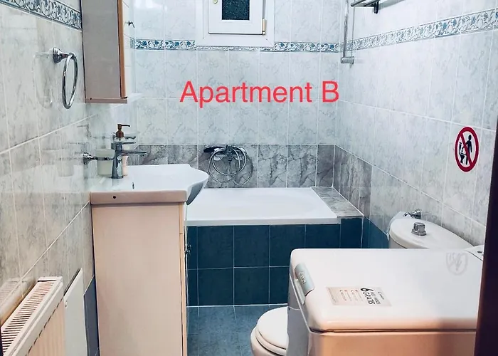 Paradise Mirka Apartman Skála Neón Epivatón